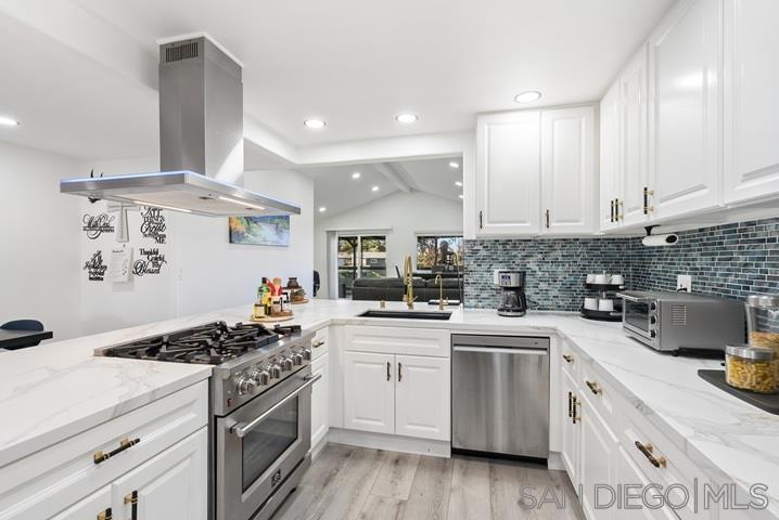 4976 Arroyo Linda Ave