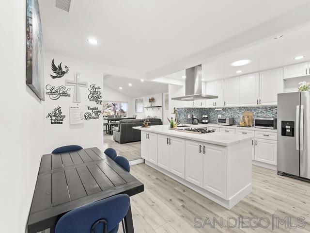 4976 Arroyo Linda Ave