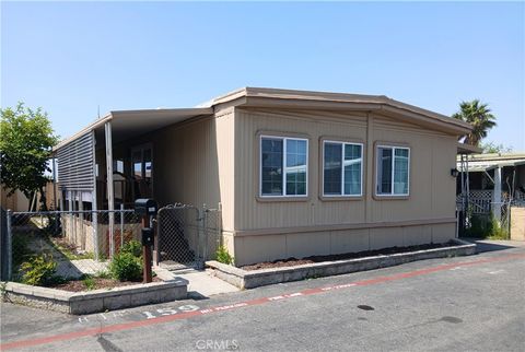 Photo of 250 Linden Avenue, San Bernardino, CA 92376 (MLS # PW25135619)
