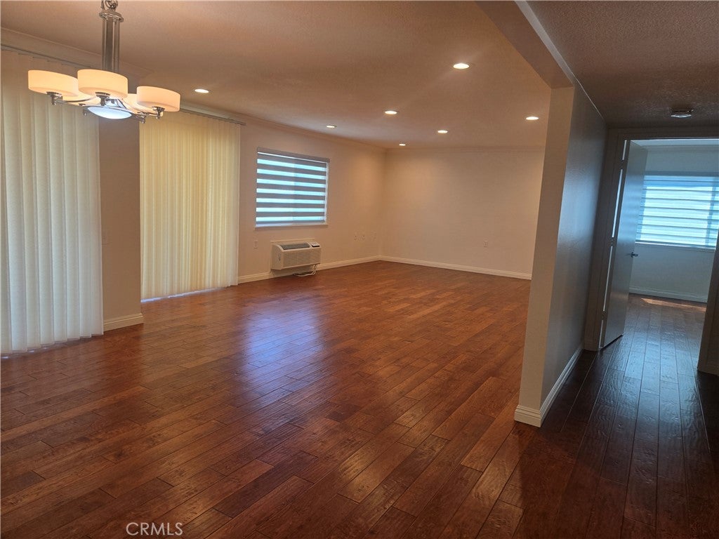 5499 Paseo Del Lago W 2H