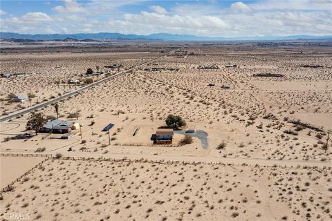 Tiny photo for 3777 Hilltop DR, 29 Palms, CA 92277 (MLS # IV26158214)