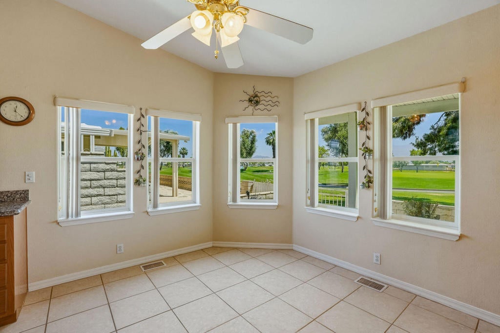 73569 Oak Flats Drive