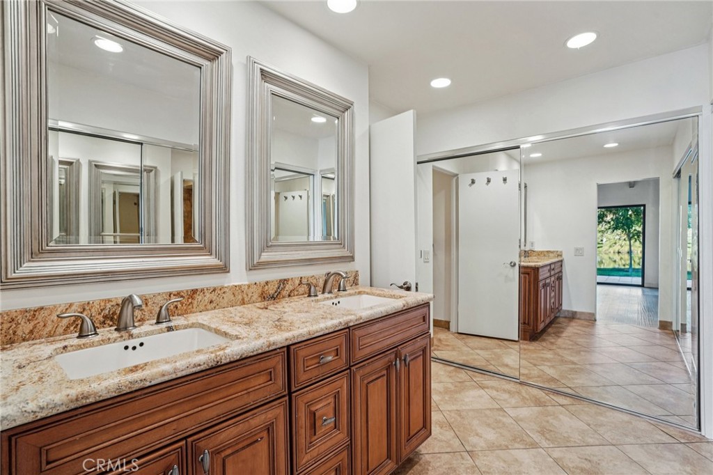 Mission Hills Country Club (32148) - Residential