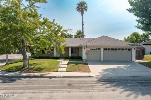 Photo of 3245 Ginko Court, Thousand Oaks, CA 91360 (MLS # 224003037)