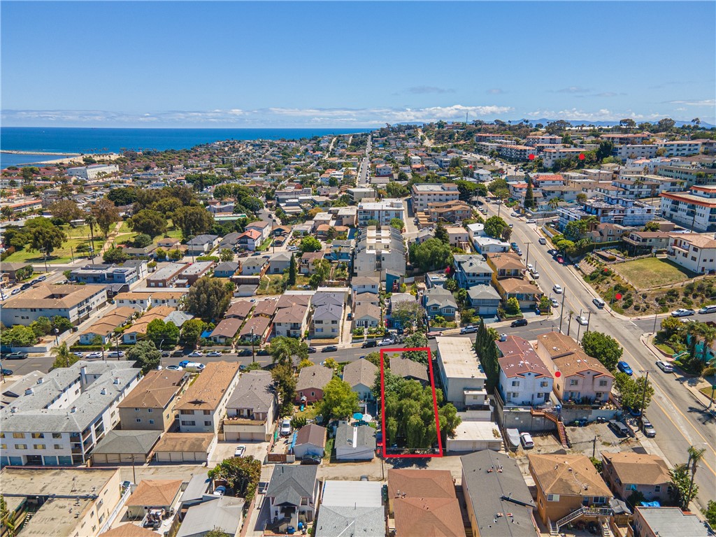672 W 23rd