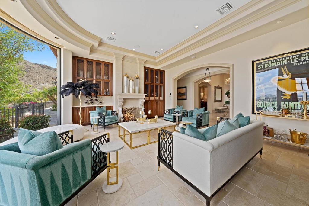 28 Grande View Court