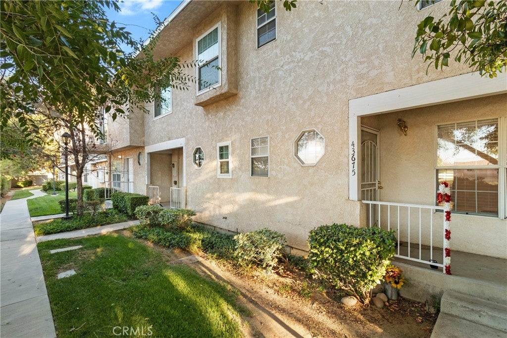 Photo of 43675 Park AVE, Lancaster, CA 93534 (MLS # SR26169899)