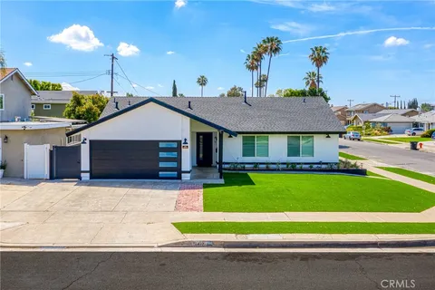 4422 E Silverleaf Ave, Orange, CA 92869 - MLS#: OC26079241