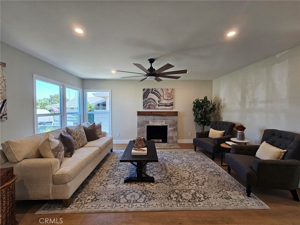 Properties 3 2306 W 180th St