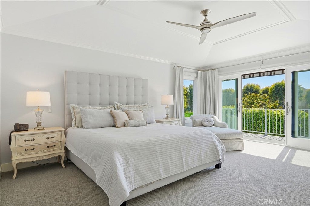 19545 Woodlands Dr, Huntington Beach CA 92648 - Photo 30