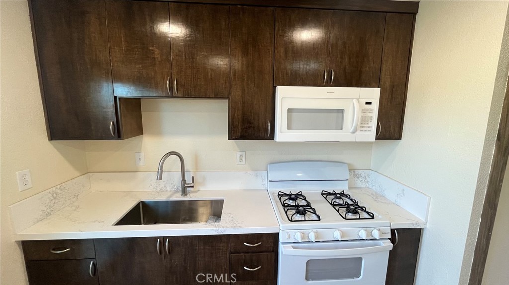 Photo 1 of 8 — 12426 Central, Apple Valley, CA 92308