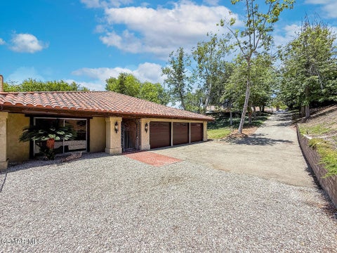 Tiny photo for 1810 Calle Salto, Thousand Oaks, CA 91360 (MLS # 226002647)