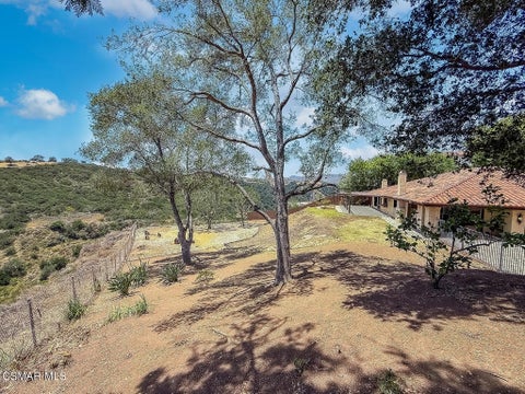 Tiny photo for 1810 Calle Salto, Thousand Oaks, CA 91360 (MLS # 226002647)