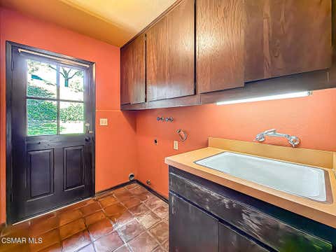 Tiny photo for 1810 Calle Salto, Thousand Oaks, CA 91360 (MLS # 226002647)
