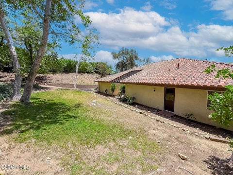 Tiny photo for 1810 Calle Salto, Thousand Oaks, CA 91360 (MLS # 226002647)