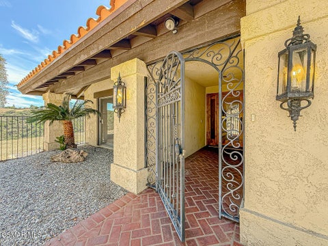 Tiny photo for 1810 Calle Salto, Thousand Oaks, CA 91360 (MLS # 226002647)