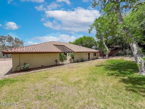 Tiny photo for 1810 Calle Salto, Thousand Oaks, CA 91360 (MLS # 226002647)