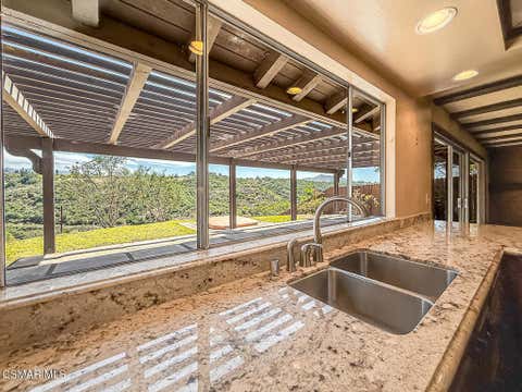 Tiny photo for 1810 Calle Salto, Thousand Oaks, CA 91360 (MLS # 226002647)