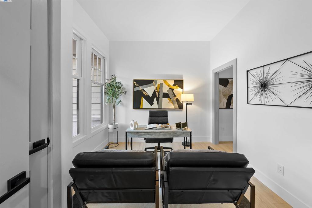 GOLDEN GATE HEIG - Residential