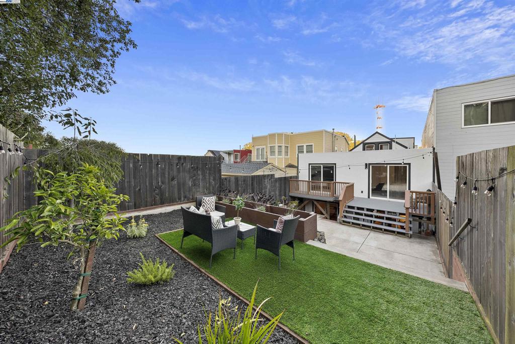 GOLDEN GATE HEIG - Residential