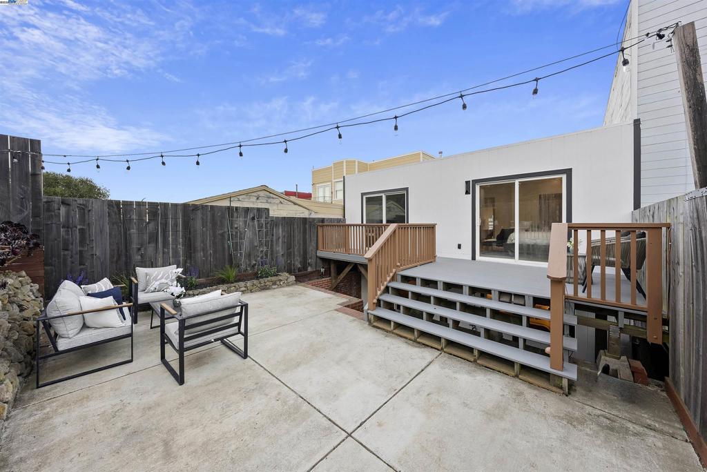 GOLDEN GATE HEIG - Residential