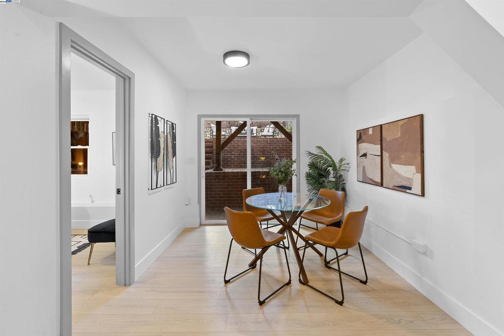 GOLDEN GATE HEIG - Residential