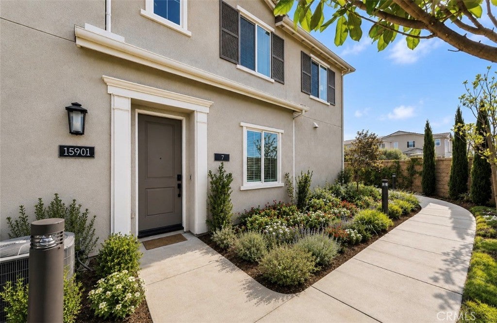 15901 Stresa Lane 7, Fontana CA 92336