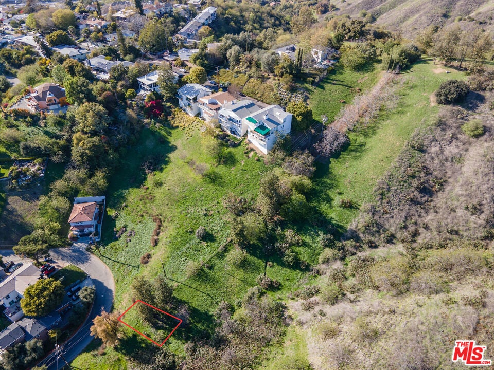 422 N Avenue 61
