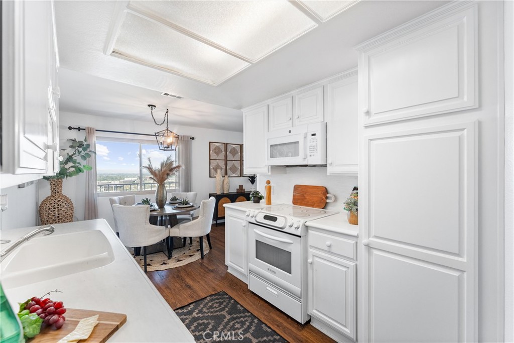 Panorama Summit (PS) - Residential