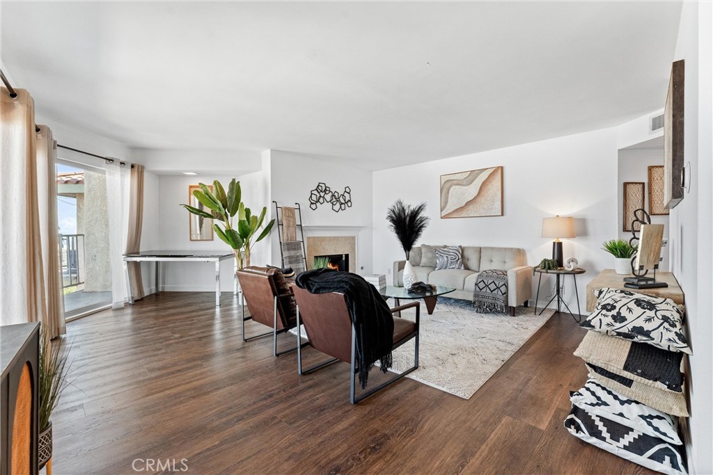 2700 E Panorama Drive 402
