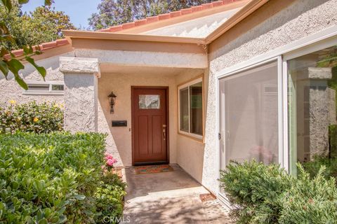 3375 Punta Alta A Laguna Woods CA 92637