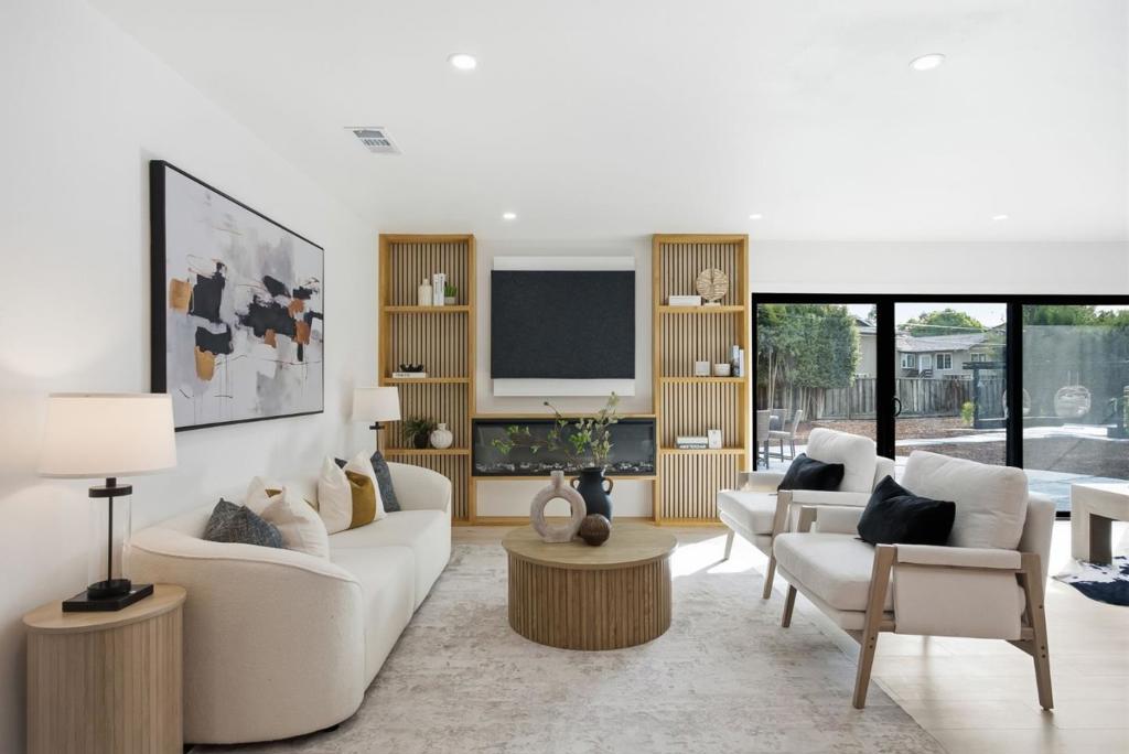 1497 Prince Edward Way