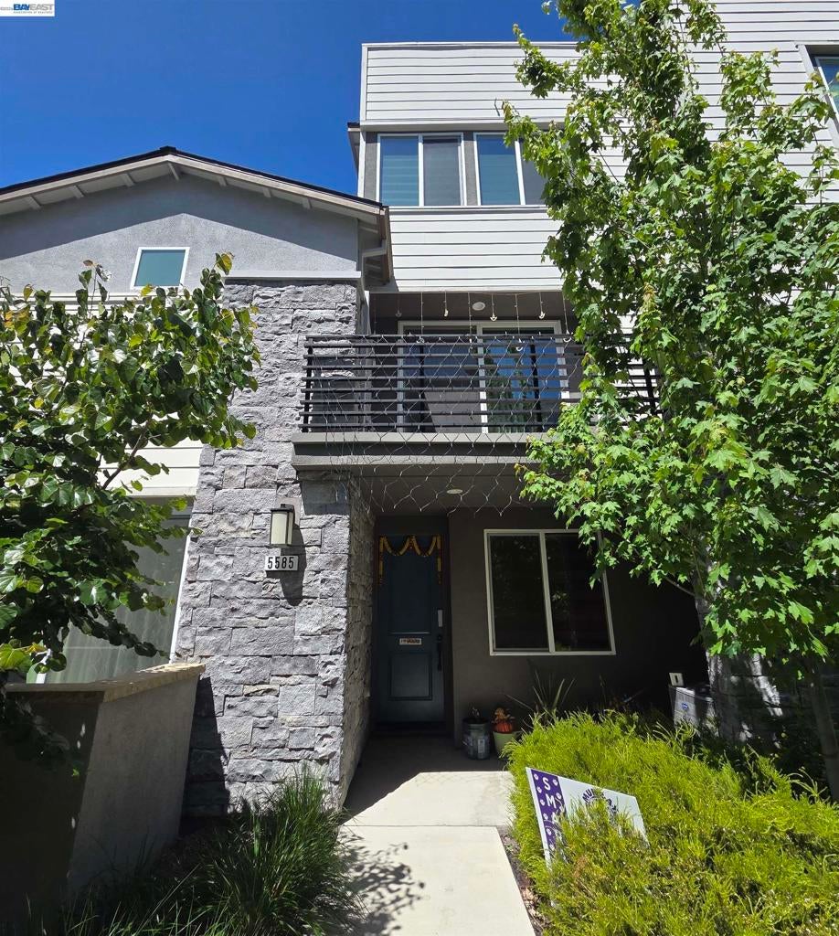 5585 Holly Bay Avenue AVE, Dublin CA 94568
