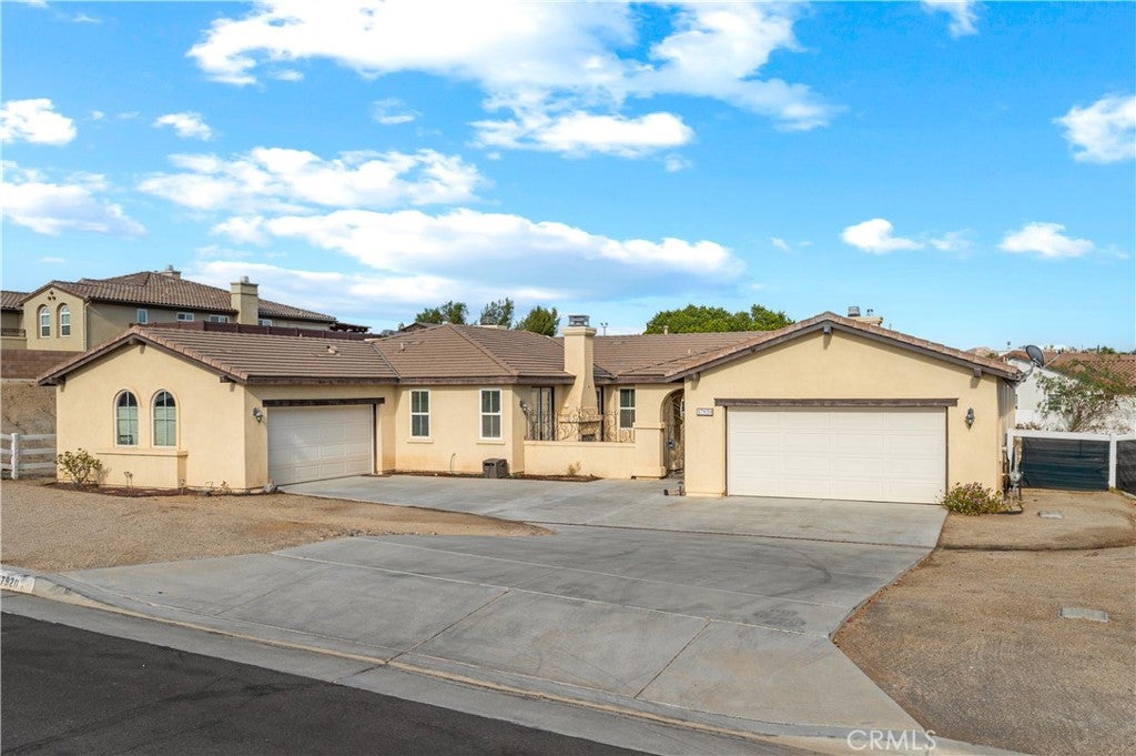 17920 Log Hill