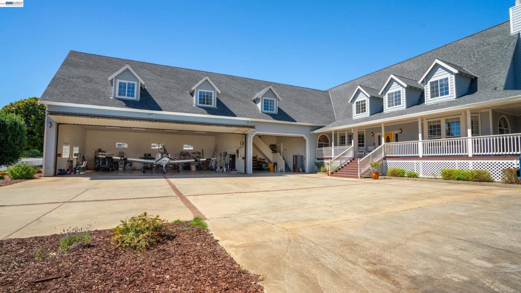 3089 Boeing Rd