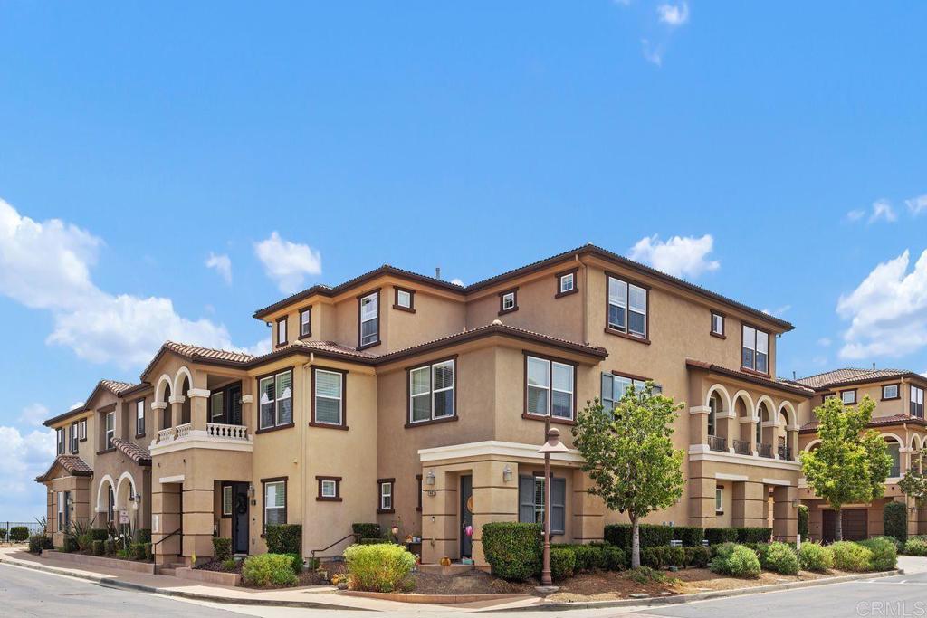 1605 Calabria Street