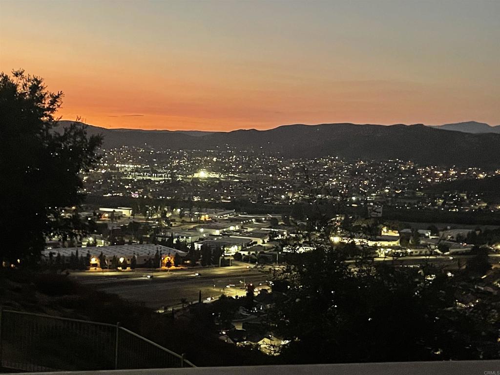 1605 Calabria Street