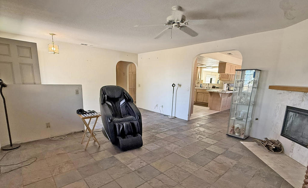 Chino Canyon - Residential