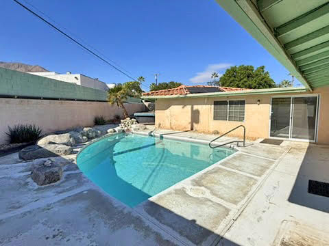 Chino Canyon - Residential