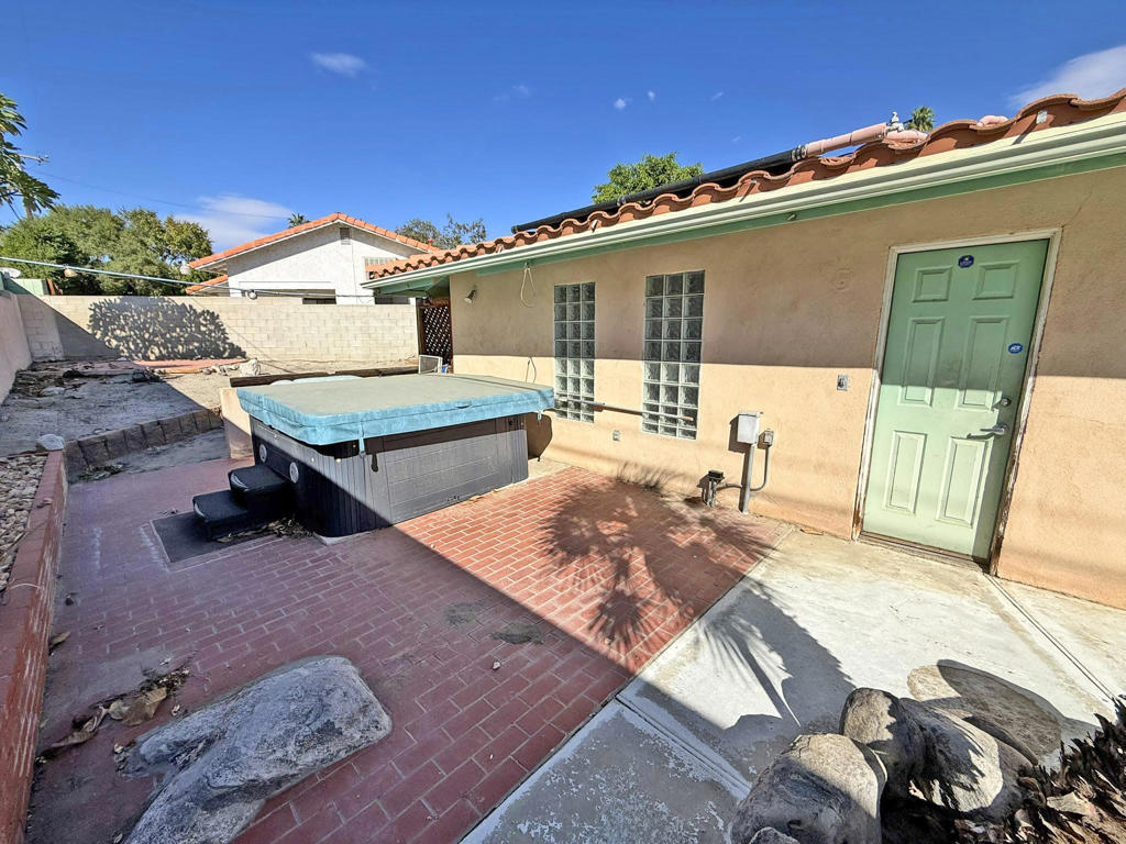 Chino Canyon - Residential