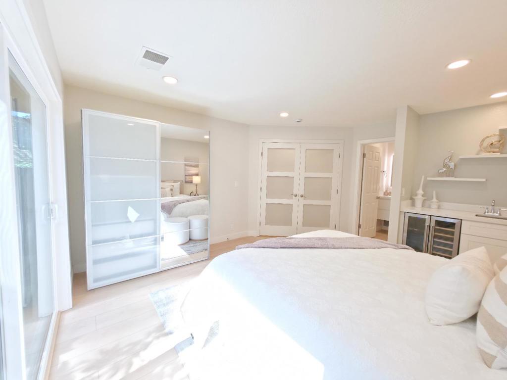 4849 Cherrythorne Lane