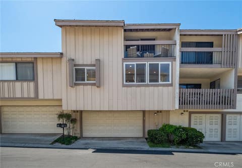 Photo of 28207 Ridgepoint Court, Rancho Palos Verdes, CA 90275 (MLS # PV26156456)