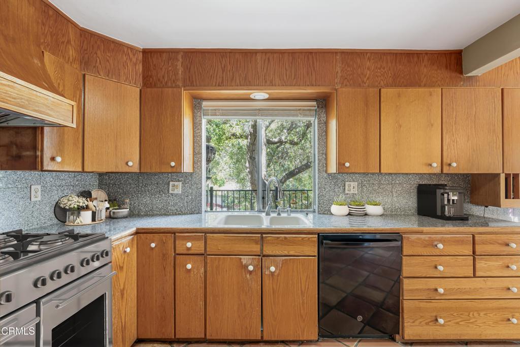 155 W Villanova Road