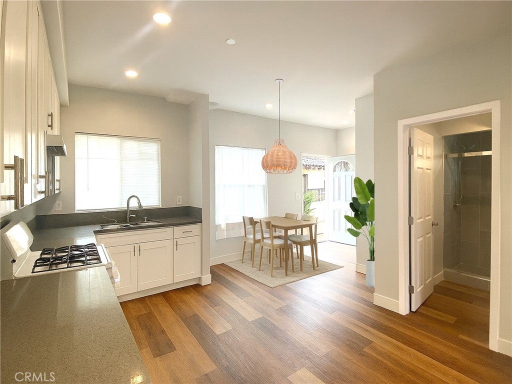 300 E Alhambra Road D