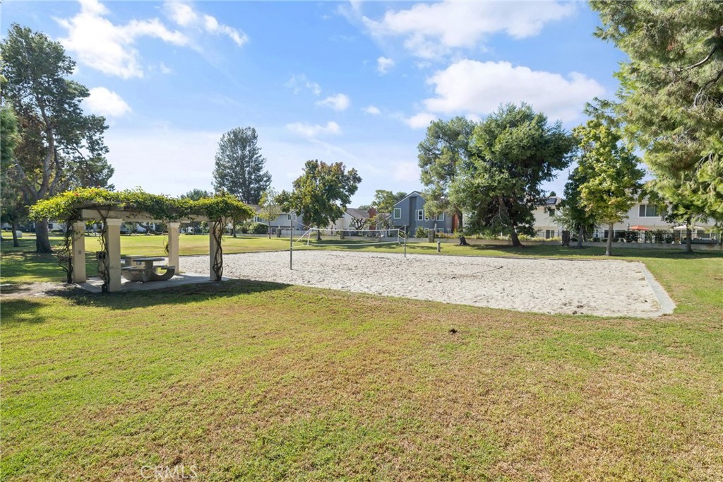 Laurels (LR) - Residential