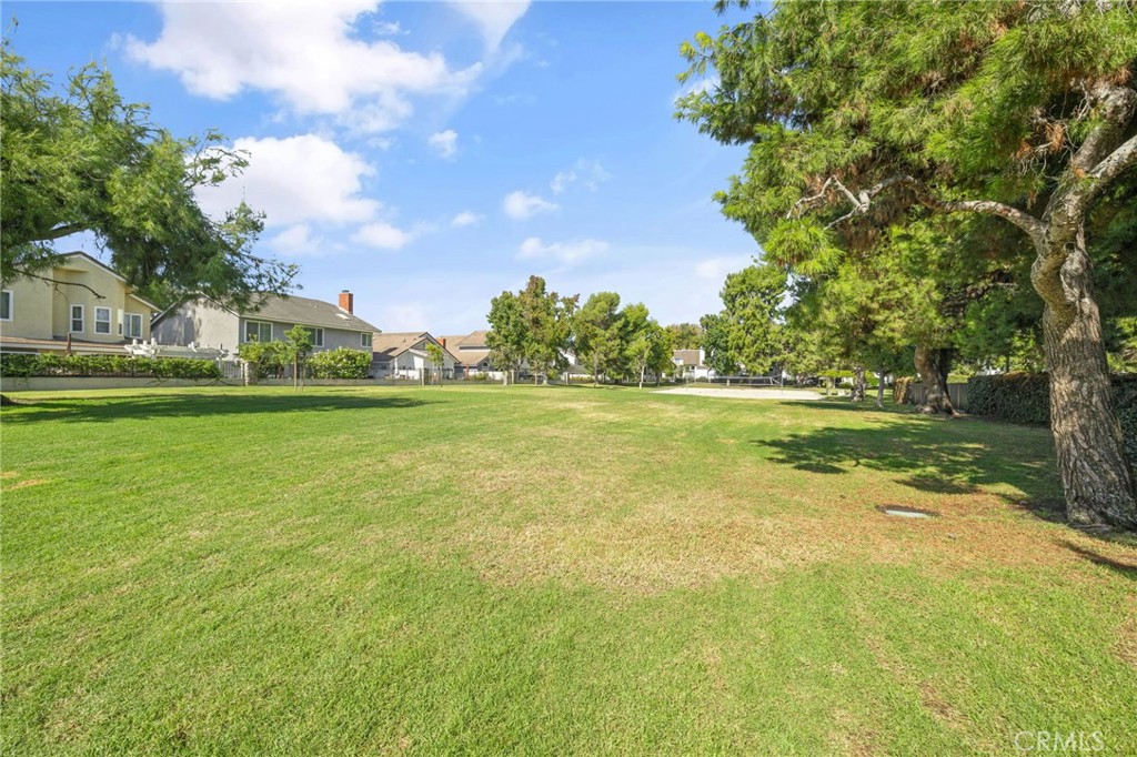 Laurels (LR) - Residential