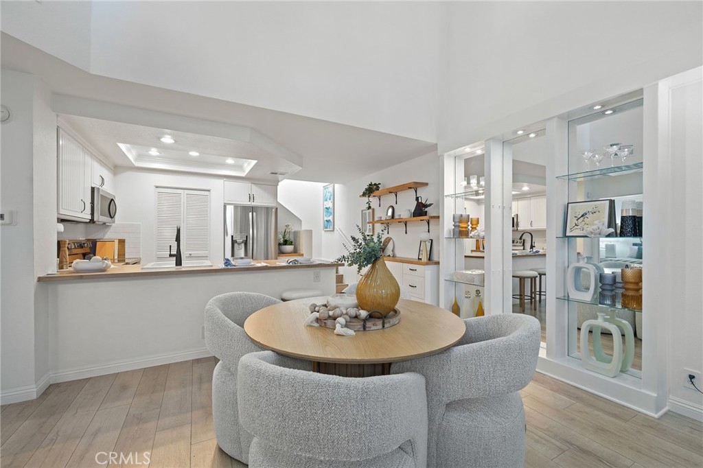 Laurels (LR) - Residential