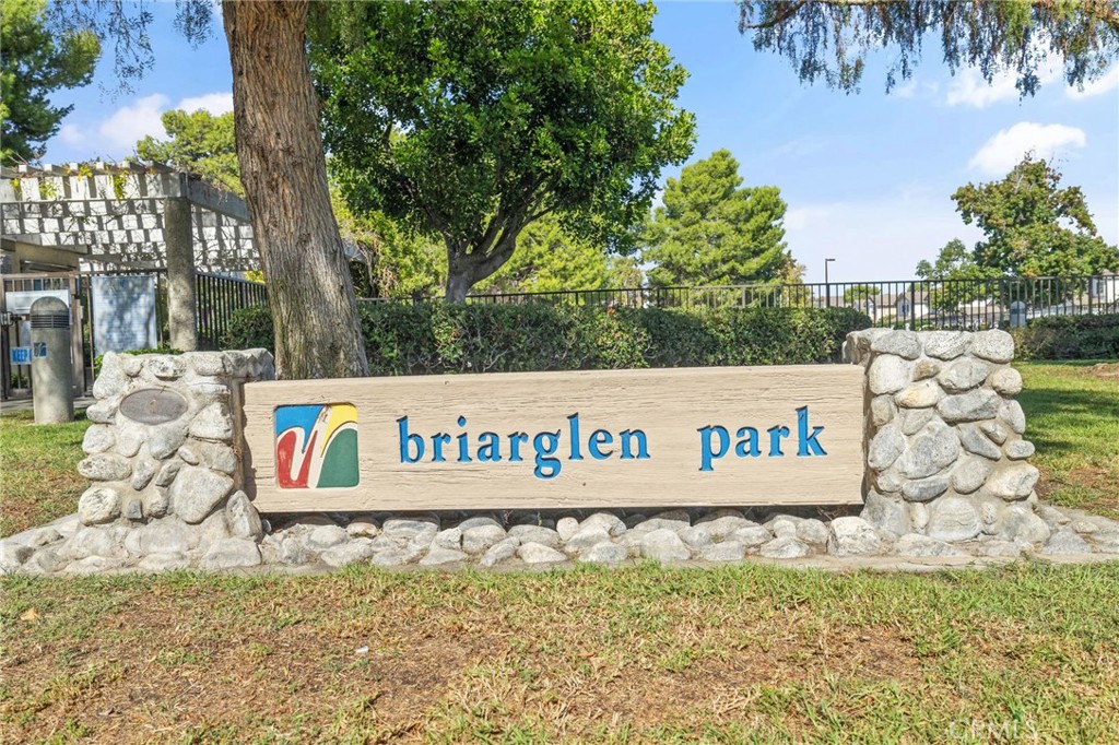 Laurels (LR) - Residential