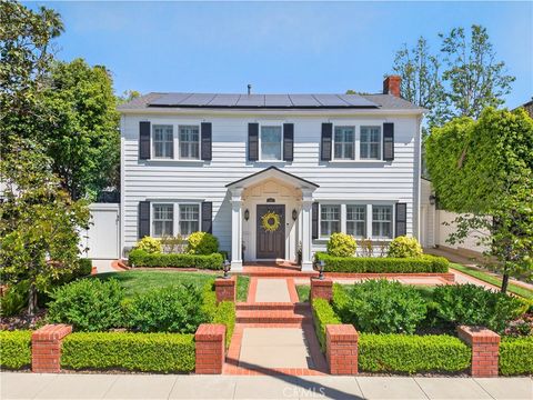 Photo of 210 Bennett Avenue, Long Beach, CA 90803 (MLS # OC26075008)