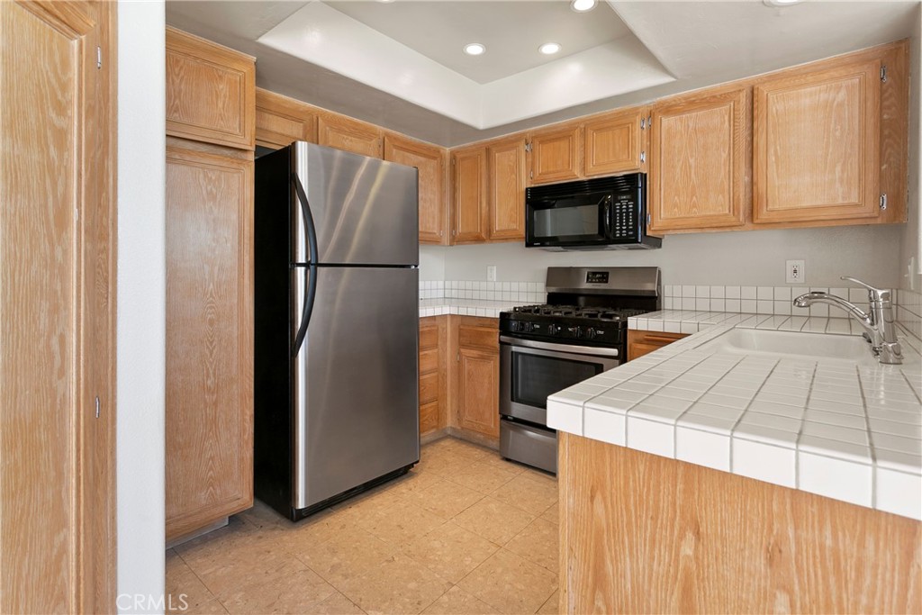 Del Prado Builder I (DP) - Residential Lease